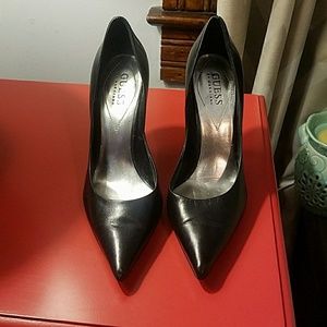 Guess black heels